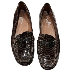Donald J Pliner Veeo Bit Loafers Snakeskin Textured Brown Leather Loafer Size 7M